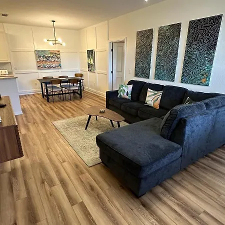Upgraded Quite Southern Dunes Condo